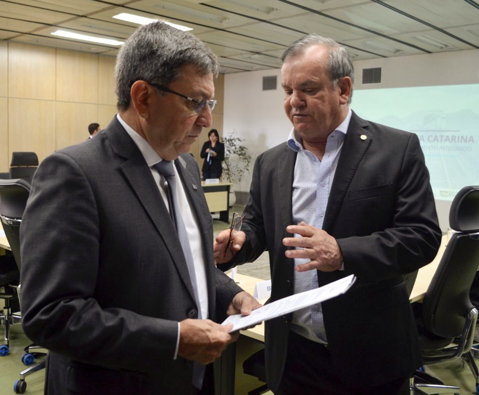Fórum Parlamentar Catarinense cobra Dnit sobre obras no Estado