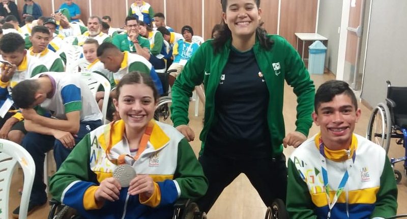 Nadadora jaraguaense participa do Camping Escolar Paralímpico Nadadora jaraguaense participa do Camping Escolar Paralímpico