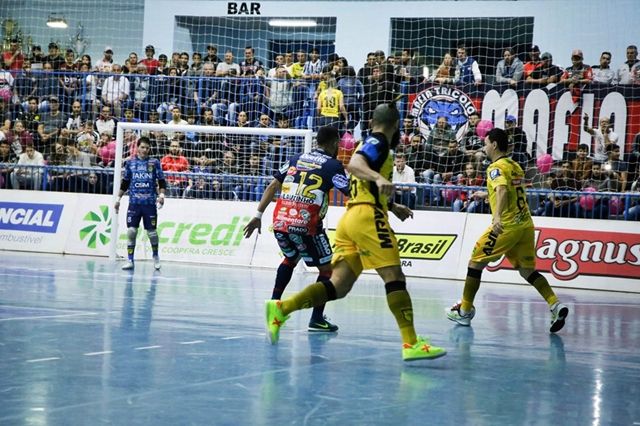 Jaraguá segue firme em busca do título da Liga de Futsal