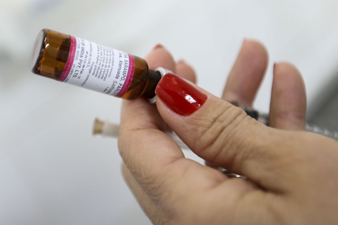 Sábado é Dia D de vacinação contra o sarampo; procura é baixa