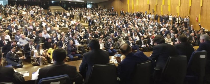 Prefeitos lutam pela permanência dos pequenos municípios Prefeitos lutam pela permanência dos pequenos municípios