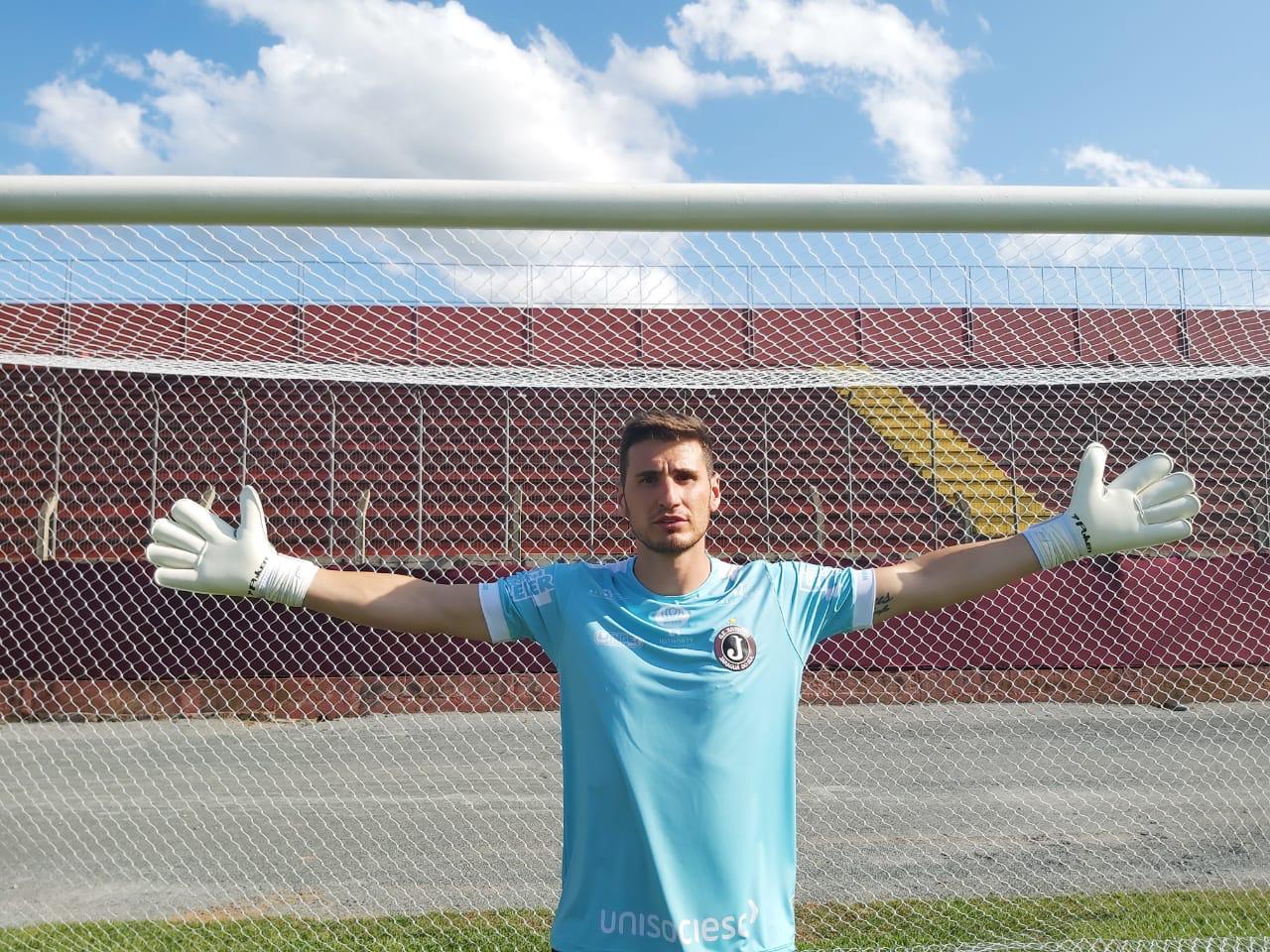 Goleiro Assis é novo reforço do Juventus para o Catarinense