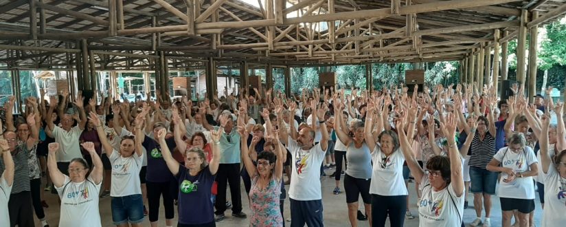 Colônia de férias reúne 300 idosos no Parque Malwee Colônia de férias reúne 300 idosos no Parque Malwee