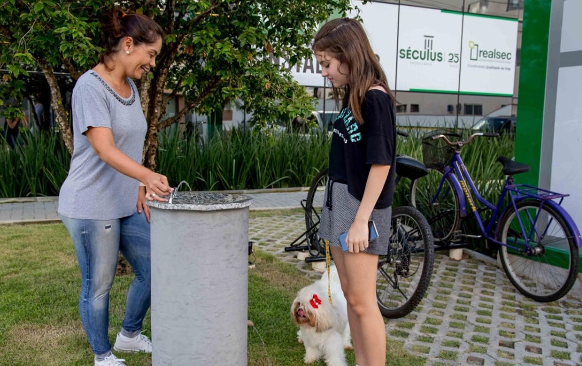 Bebedouro gratuito é instalado no centro em Jaraguá do Sul