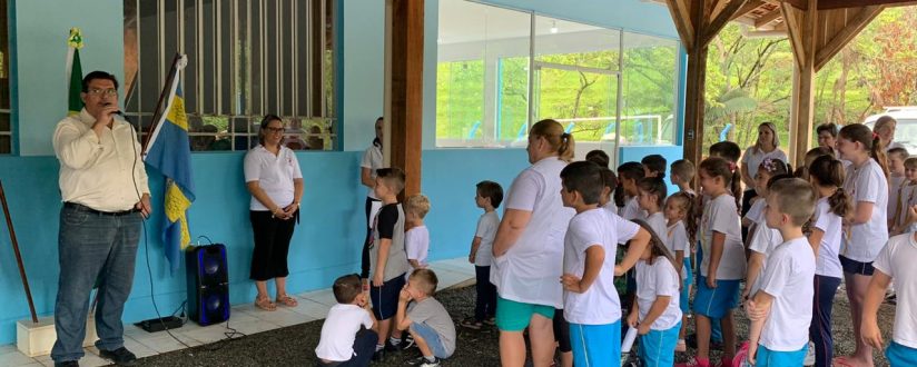 Escola Alto Luís Alves inicia com aulas em tempo integral Escola Alto Luís Alves inicia com aulas em tempo integral