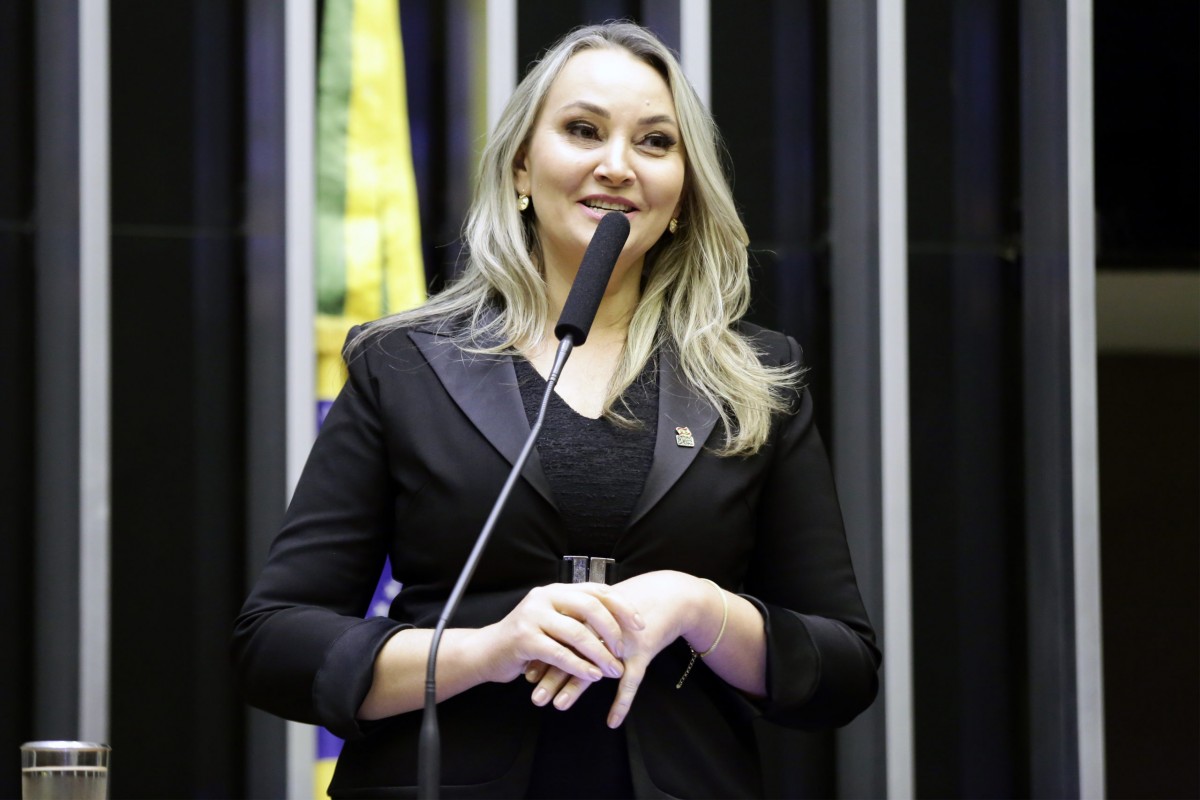 Vice-Governadora Daniela Reihner quer impeachment de Moisés