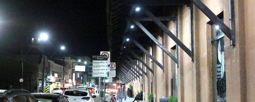Centro Histórico e Biblioteca recebem nova iluminação em Jaraguá do Sul Centro Histórico e Biblioteca recebem nova iluminação em Jaraguá do Sul