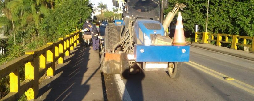 14 pontes passaram por limpeza em Jaraguá do Sul 14 pontes passaram por limpeza em Jaraguá do Sul