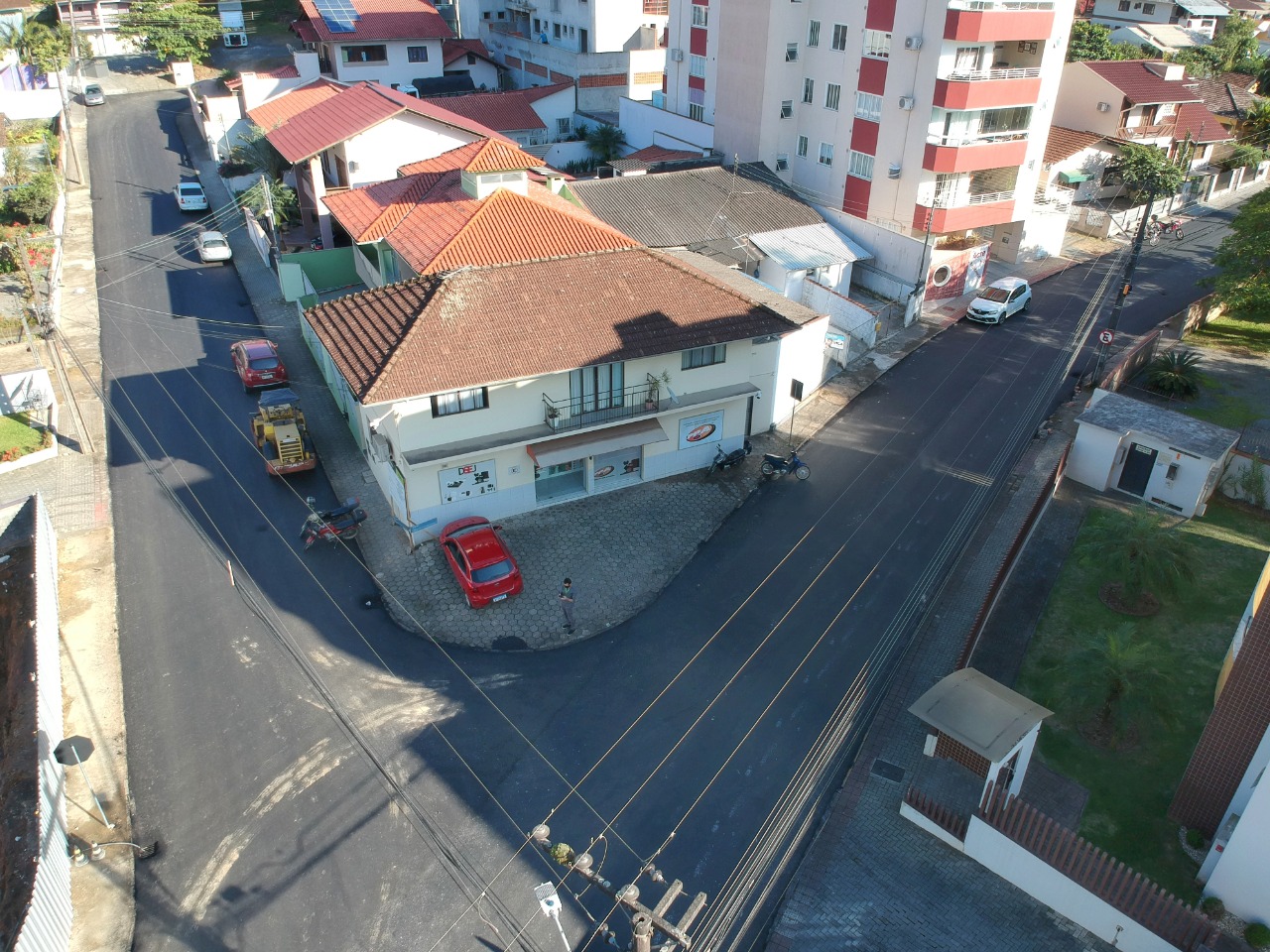 Secretaria de Obras investe mais de R$ 8 milhões em pavimentação em Jaraguá do Sul