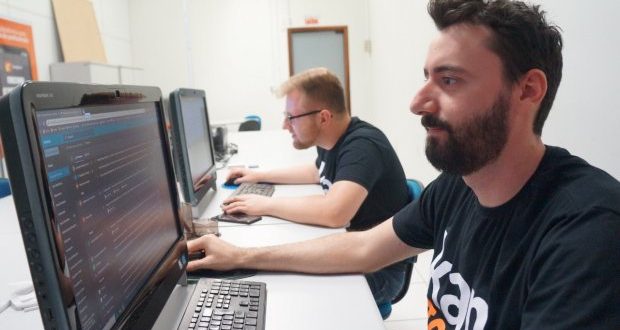 Conheça a plataforma que visa ajudar autônomos, profissionais liberais e freelancers Conheça a plataforma que visa ajudar autônomos, profissionais liberais e freelancers