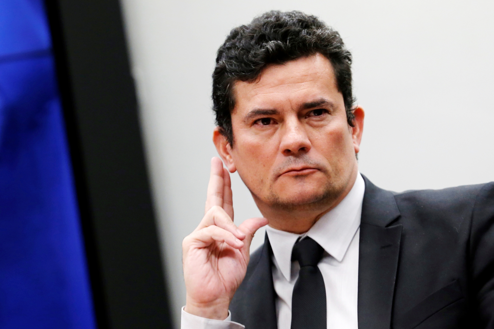 Mesmo deixando o cargo,  Moro continua recebendo os R$ 31 mil mensais