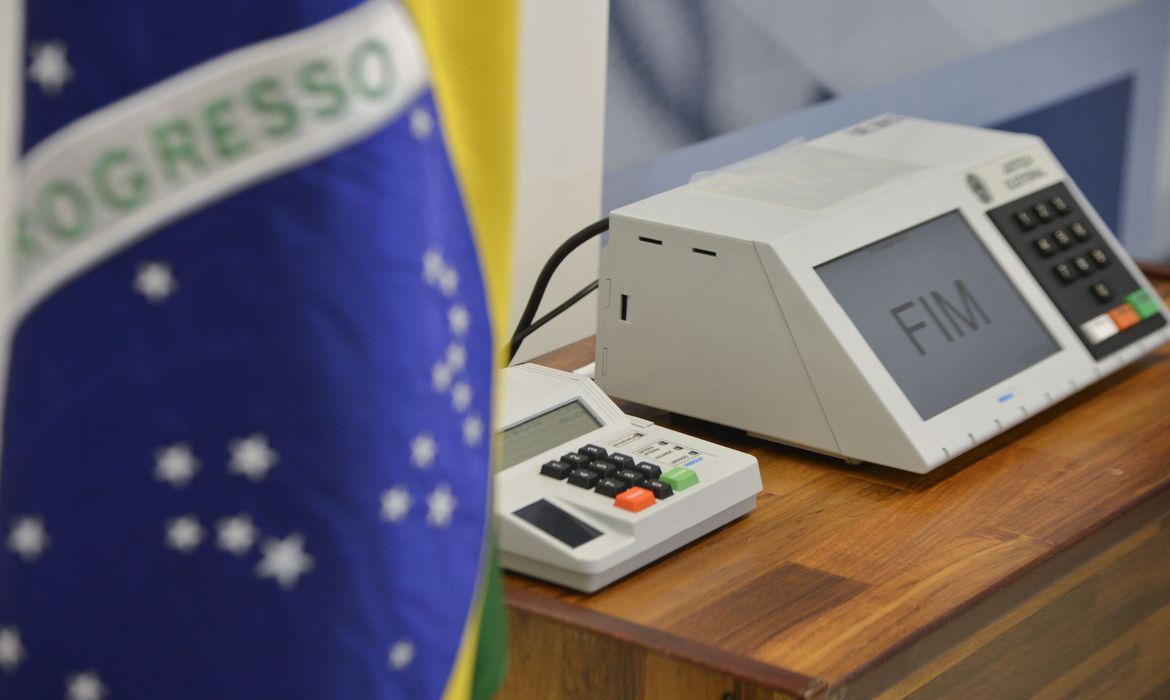 ELEIÇÕES: Justificativa de ausência no local de votação
