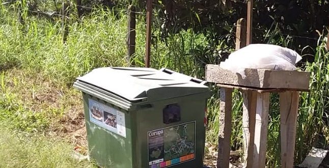 Rodinhas de contentor de lixo são furtadas em Corupá Rodinhas de contentor de lixo são furtadas em Corupá