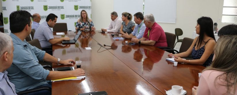 Comitê de enfrentamento a covid de Jaraguá pede manutenção de autonomia em ofício ao Governo do Estado Comitê de enfrentamento a covid de Jaraguá pede manutenção de autonomia em ofício ao Governo do Estado