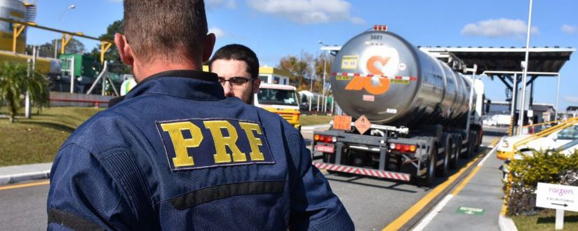 PRF-SC registra pontos de bloqueios em rodovias pelo quarto dia PRF-SC registra pontos de bloqueios em rodovias pelo quarto dia