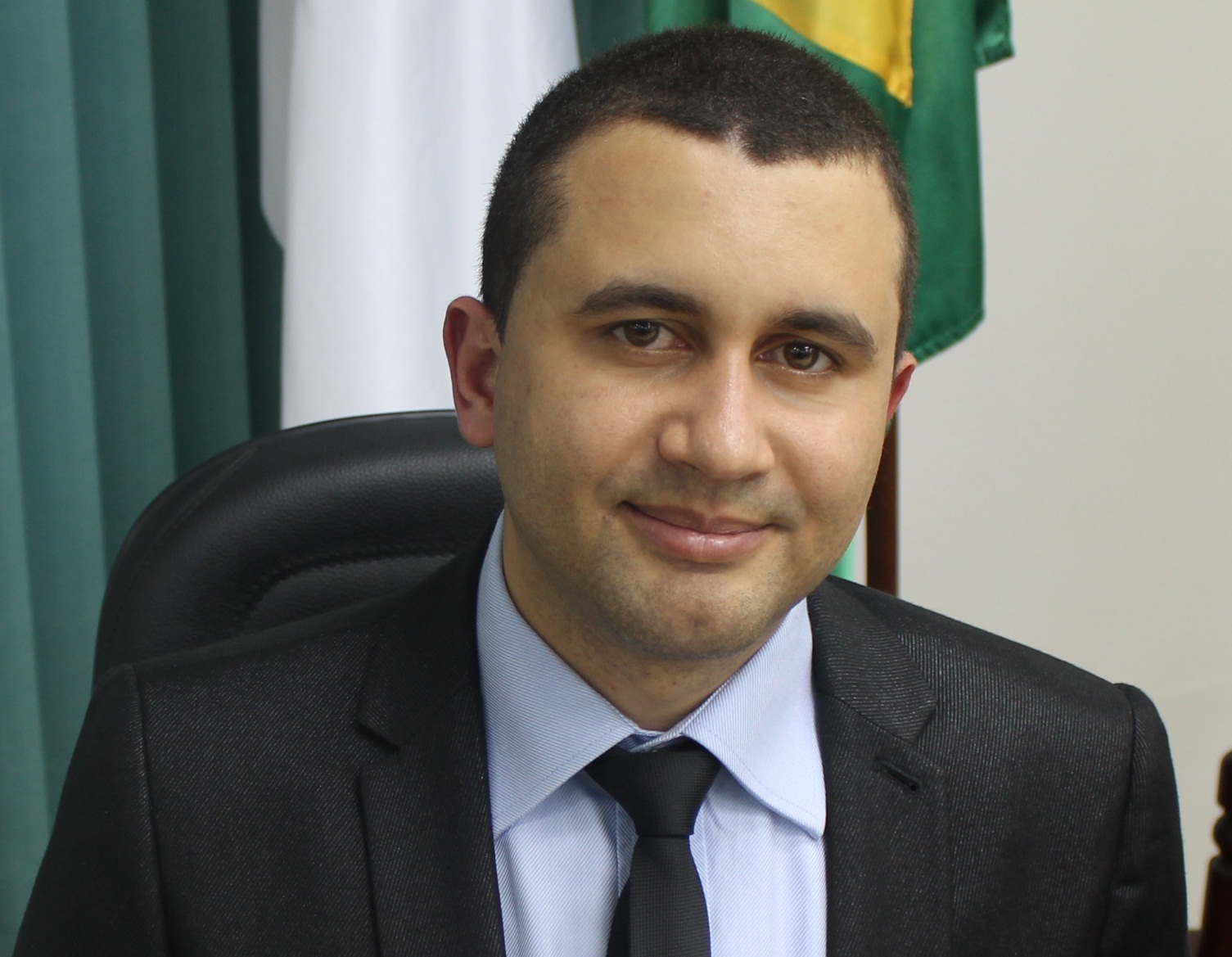 “Não sou um figurante na política”, diz Ramon de Castro, candidato a prefeito de Guaramirim