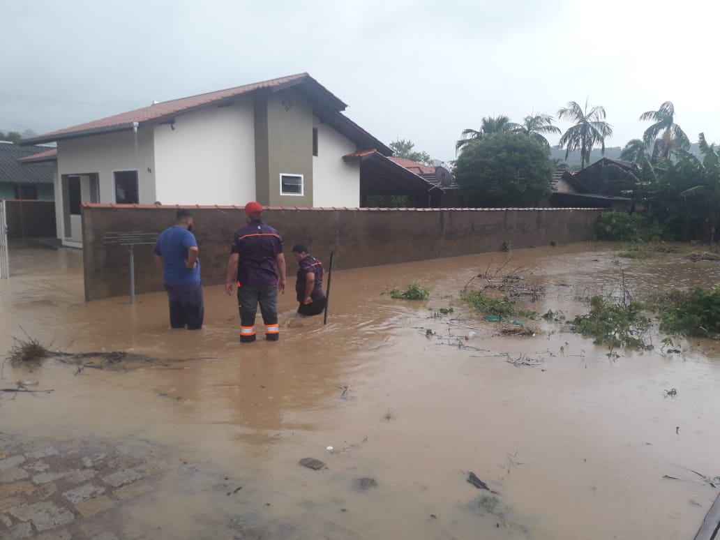 Temporal deixou seis mil unidades consumidoras sem luz em Corupá