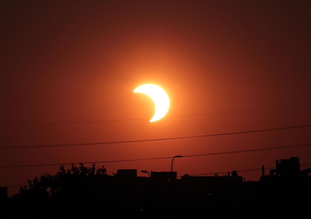 Dia 25 está chegando – Descubra como o eclipse  vai afetar cada um dos signos