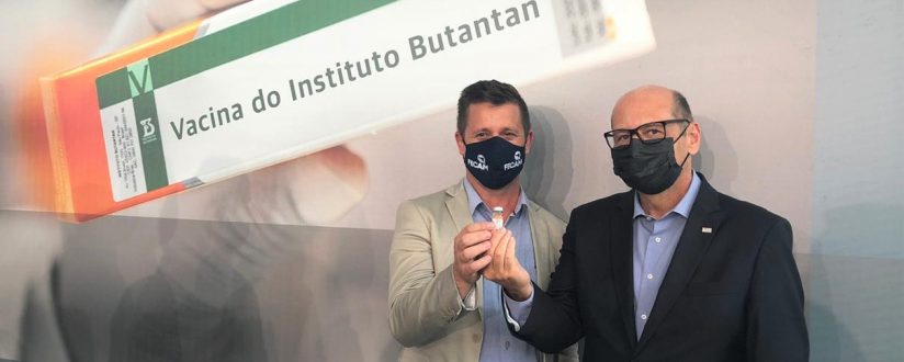 Prefeito de Corupá participa de ato de assinatura de protocolo de intenções para aquisição da CoronaVac Prefeito de Corupá participa de ato de assinatura de protocolo de intenções para aquisição da CoronaVac