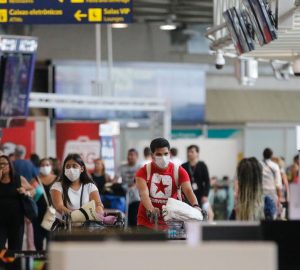 Anvisa retira obrigatoriedade do uso de máscaras em aeroportos e aeronaves
