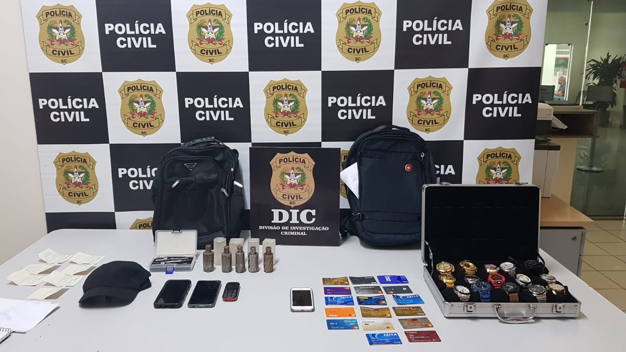 Homens que furtaram banco em SP são presos em Joinville