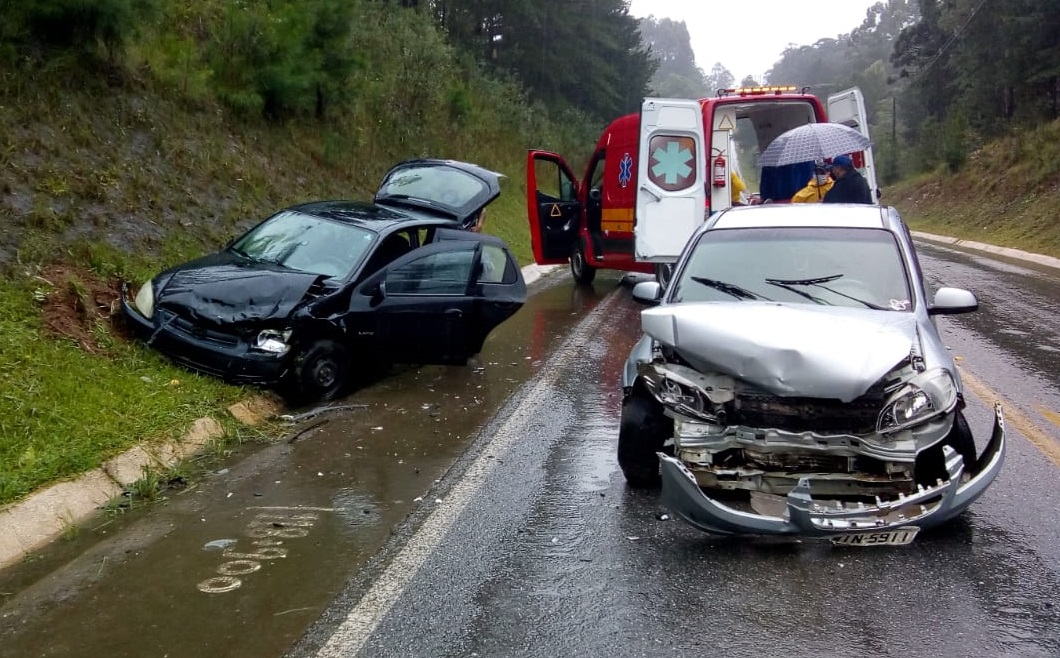 Bebê é salvo pelo uso da cadeirinha em  grave acidente  na BR 280