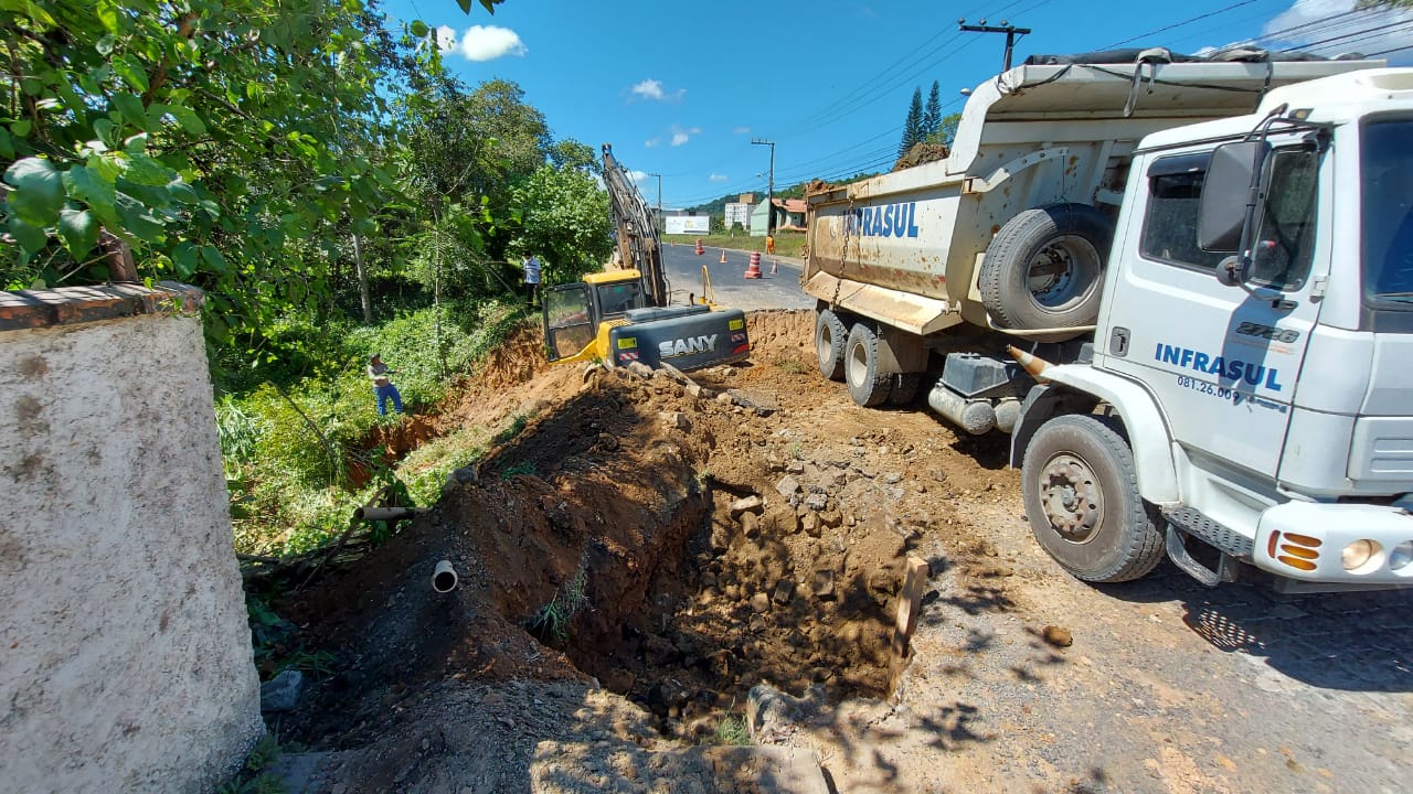 Galeria pluvial na rua José Bauer vai reduzir os alagamentos