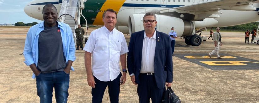 Jair Bolsonaro passa o fim de semana em São Francisco do Sul Jair Bolsonaro passa o fim de semana em São Francisco do Sul