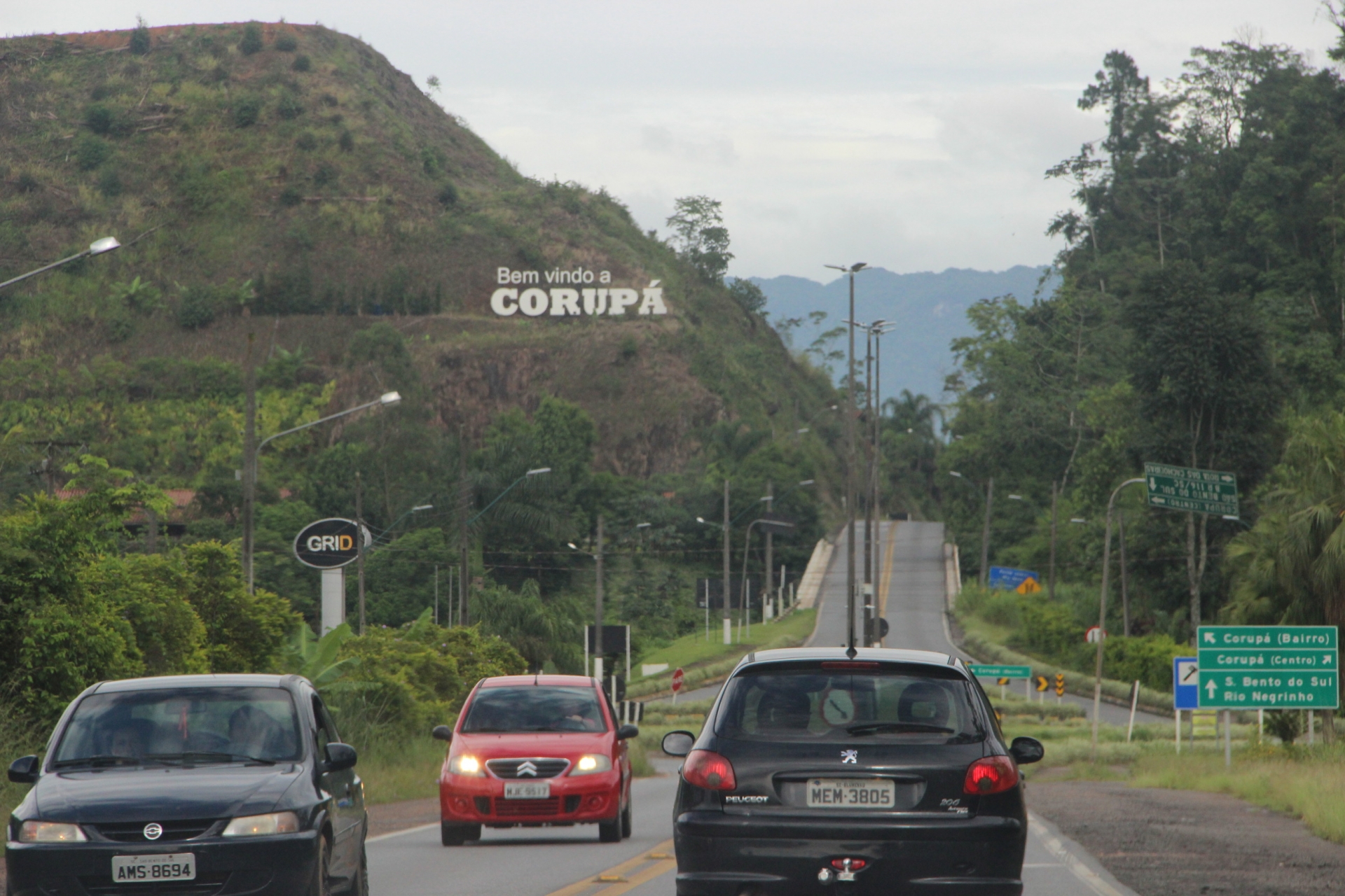 Painel na BR-280 terá cores lembrando os tipos de cânceres