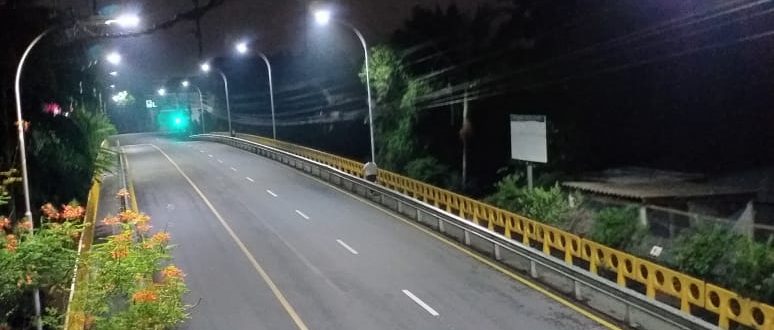 Ponte entre o Centro e Czerniewicz recebe nova iluminação Ponte entre o Centro e Czerniewicz recebe nova iluminação