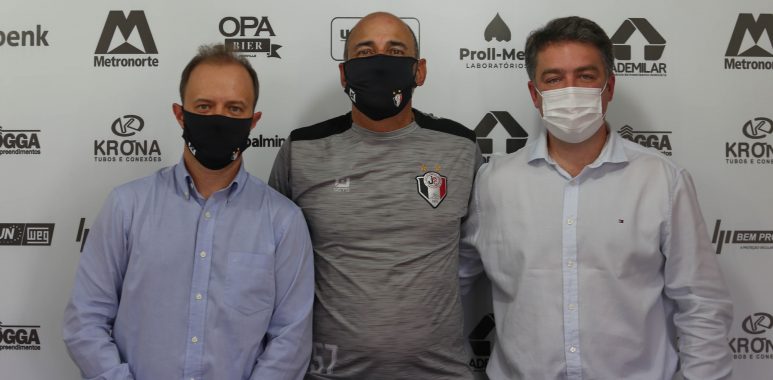 Técnico do Joinville passará por intervenção cirúrgica