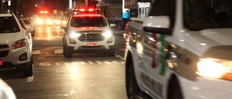 Jovem com mandado de prisão ativo por tráfico de drogas é preso em Jaraguá do Sul Jovem com mandado de prisão ativo por tráfico de drogas é preso em Jaraguá do Sul
