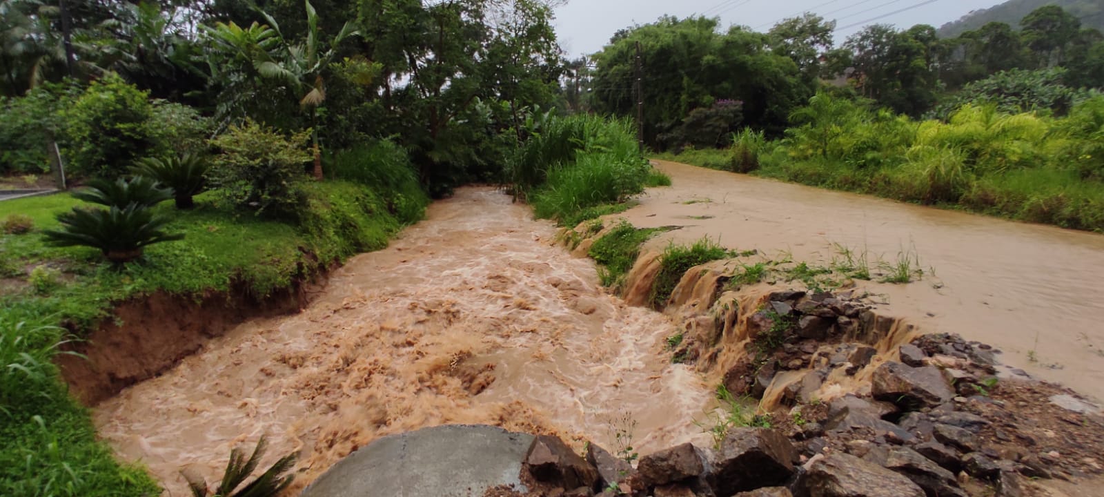 Jaraguá do Sul registra 100 milímetros de chuva acumulada nesta segunda-feira