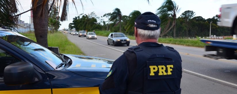 PRF registra diminuição no número de acidentes e feridos durante Operação Semana Santa em Santa Catarina PRF registra diminuição no número de acidentes e feridos durante Operação Semana Santa em Santa Catarina