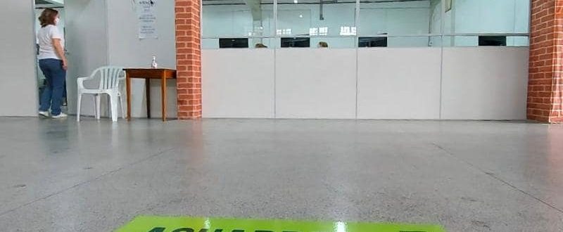 Secretaria de Saúde de Jaraguá do Sul paralisa vacinação de primeiras doses contra Covid-19 Secretaria de Saúde de Jaraguá do Sul paralisa vacinação de primeiras doses contra Covid-19