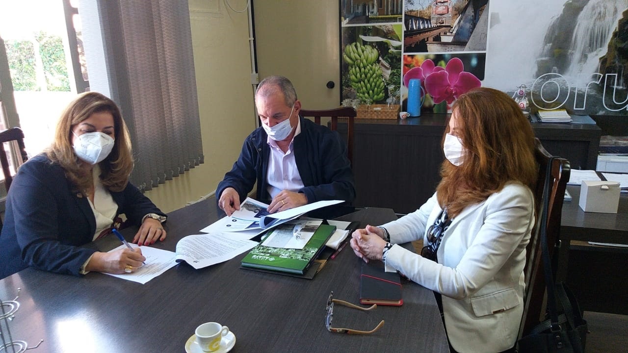 Corupá convenia com Furb para atualizar Plano Diretor