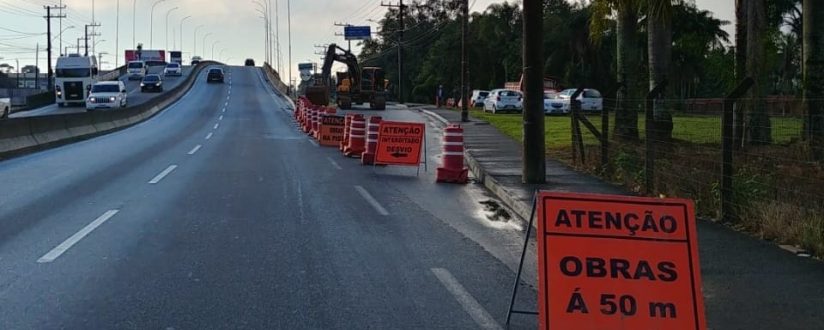 Começam as obras na região do viaduto da Waldemar Grubba em Jaraguá do Sul Começam as obras na região do viaduto da Waldemar Grubba em Jaraguá do Sul
