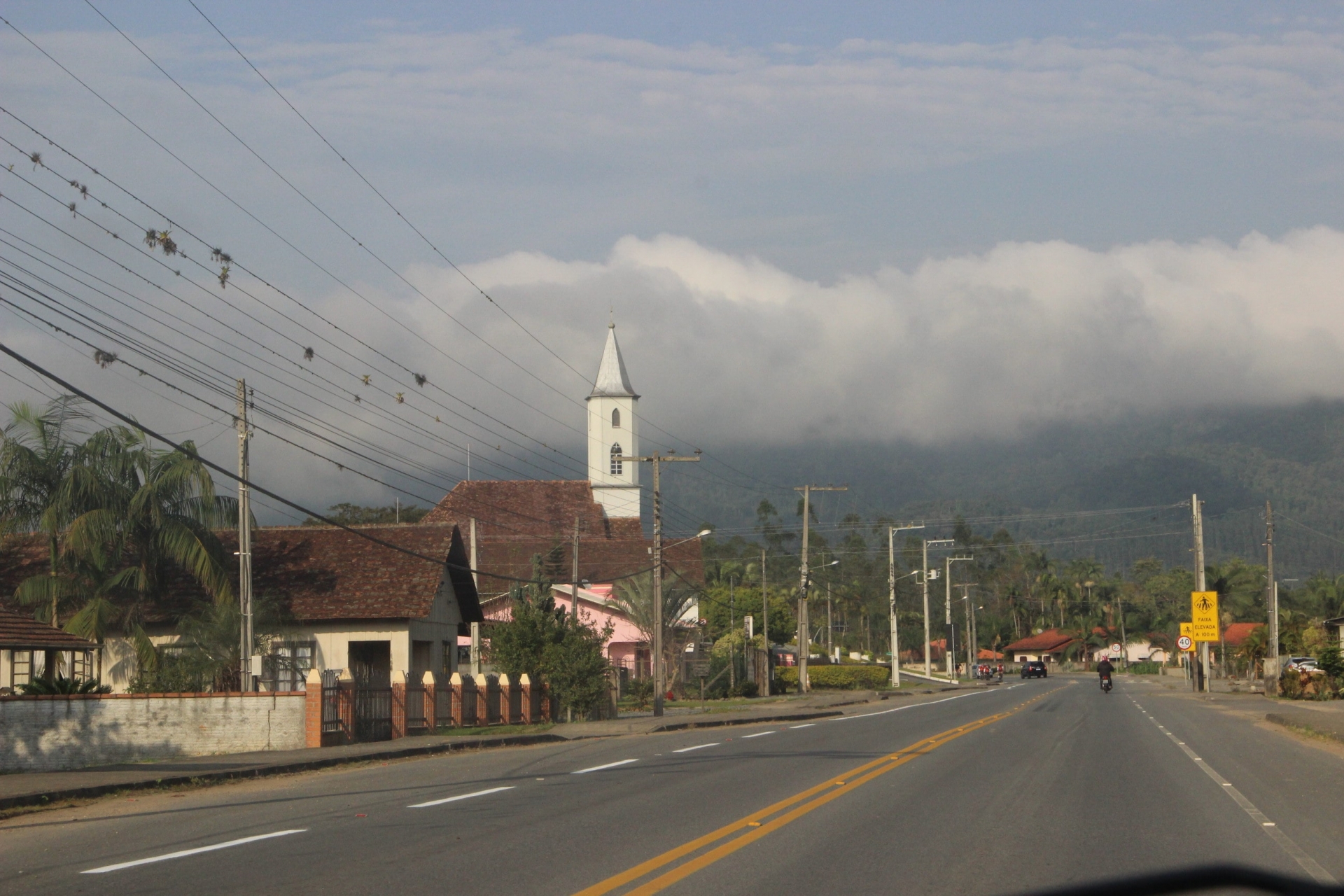 Vicente Caropreso vota contra veto a recursos para rodovias e cobra obras