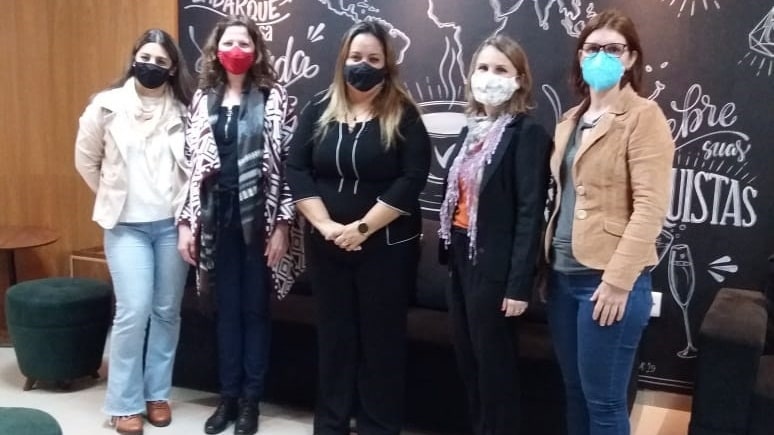 Gestoras da secretaria de Educação e Cultura de Schroeder recebem treinamento à captação de recursos