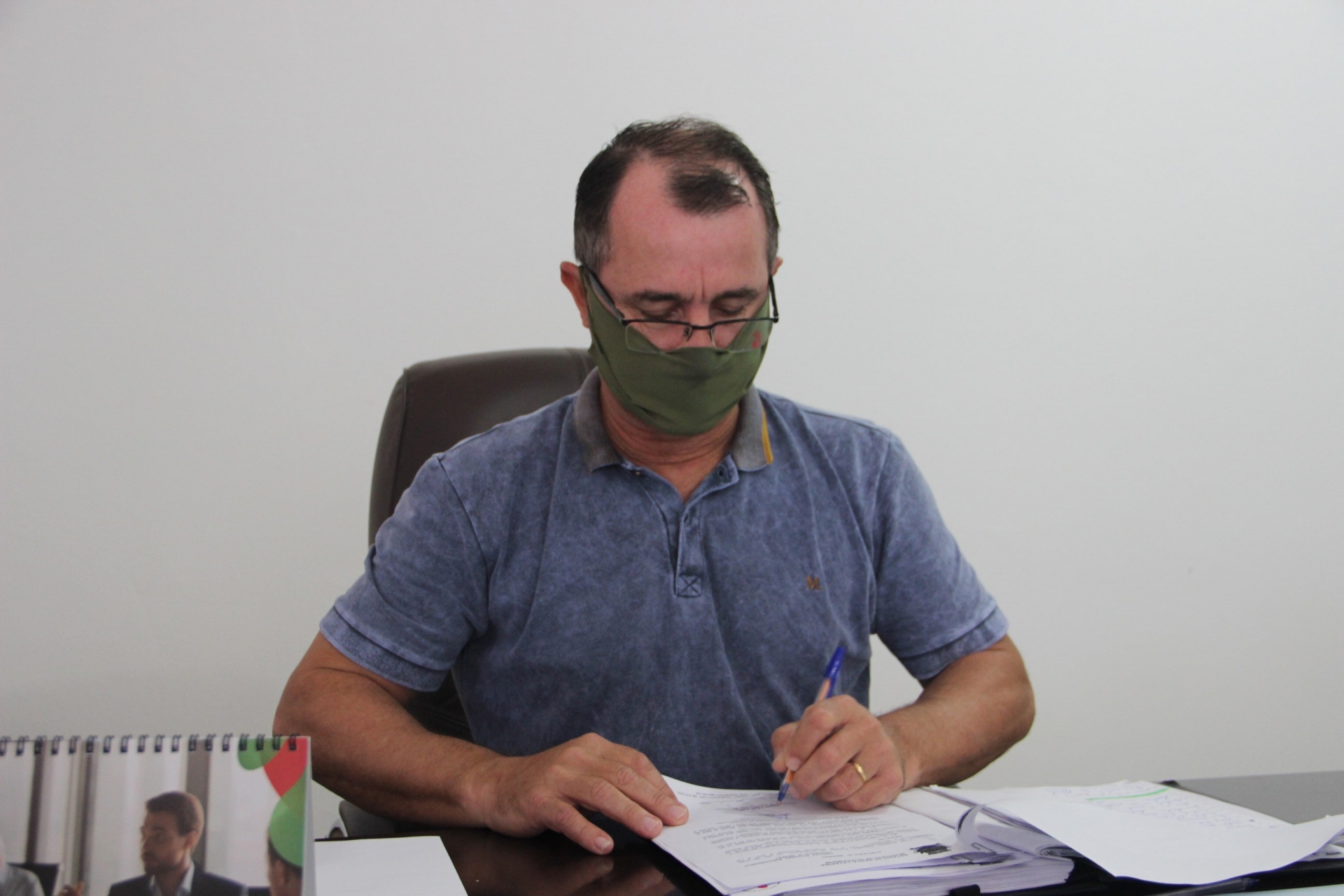 Guaramirim fará empréstimo para asfalto e duas obras educacionais