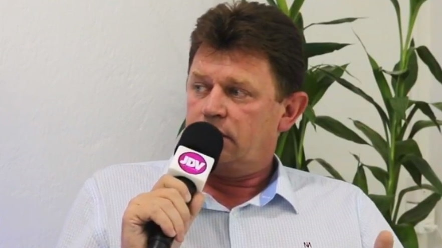 Onésimo Sell sugere alvará de localização digital para o Executivo