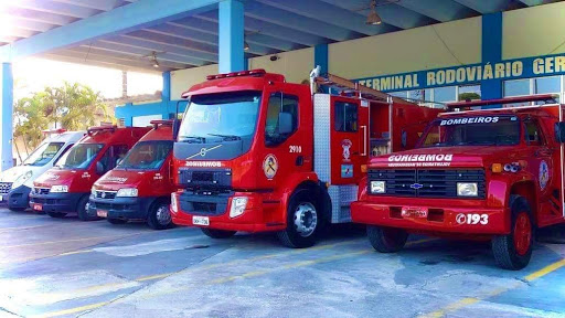 Bombeiros de Massaranduba usam dois mil litros de água para conter incêndio veicular