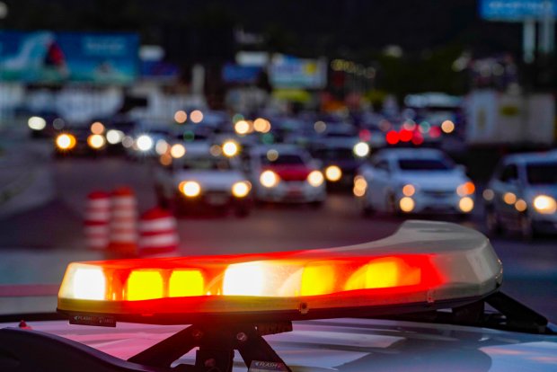 Homem dá soco na cabeça da mulher e é preso em Guaramirim