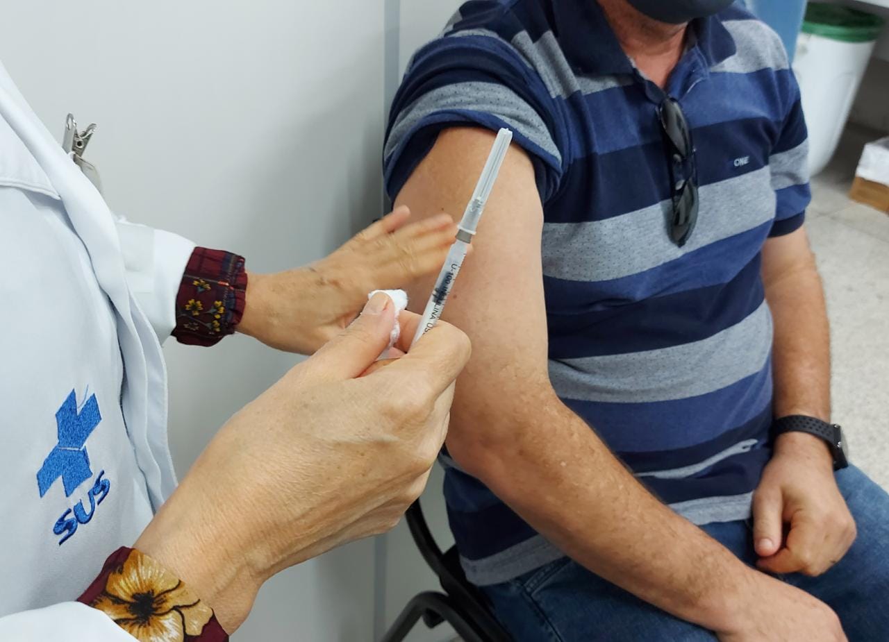 Secretaria de Saúde de Jaraguá do Sul libera vacinas contra Covid-19 para pessoas com 59 anos