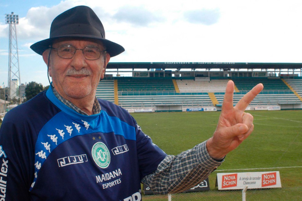 Presidente da Chapecoense no primeiro título da história do clube morre aos 91 anos