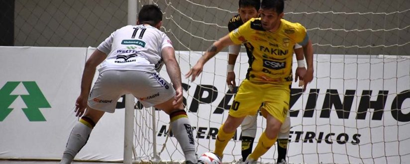 Jaraguá Futsal joga contra Blumenau em casa pelo Estadual nesta segunda-feira Jaraguá Futsal joga contra Blumenau em casa pelo Estadual nesta segunda-feira