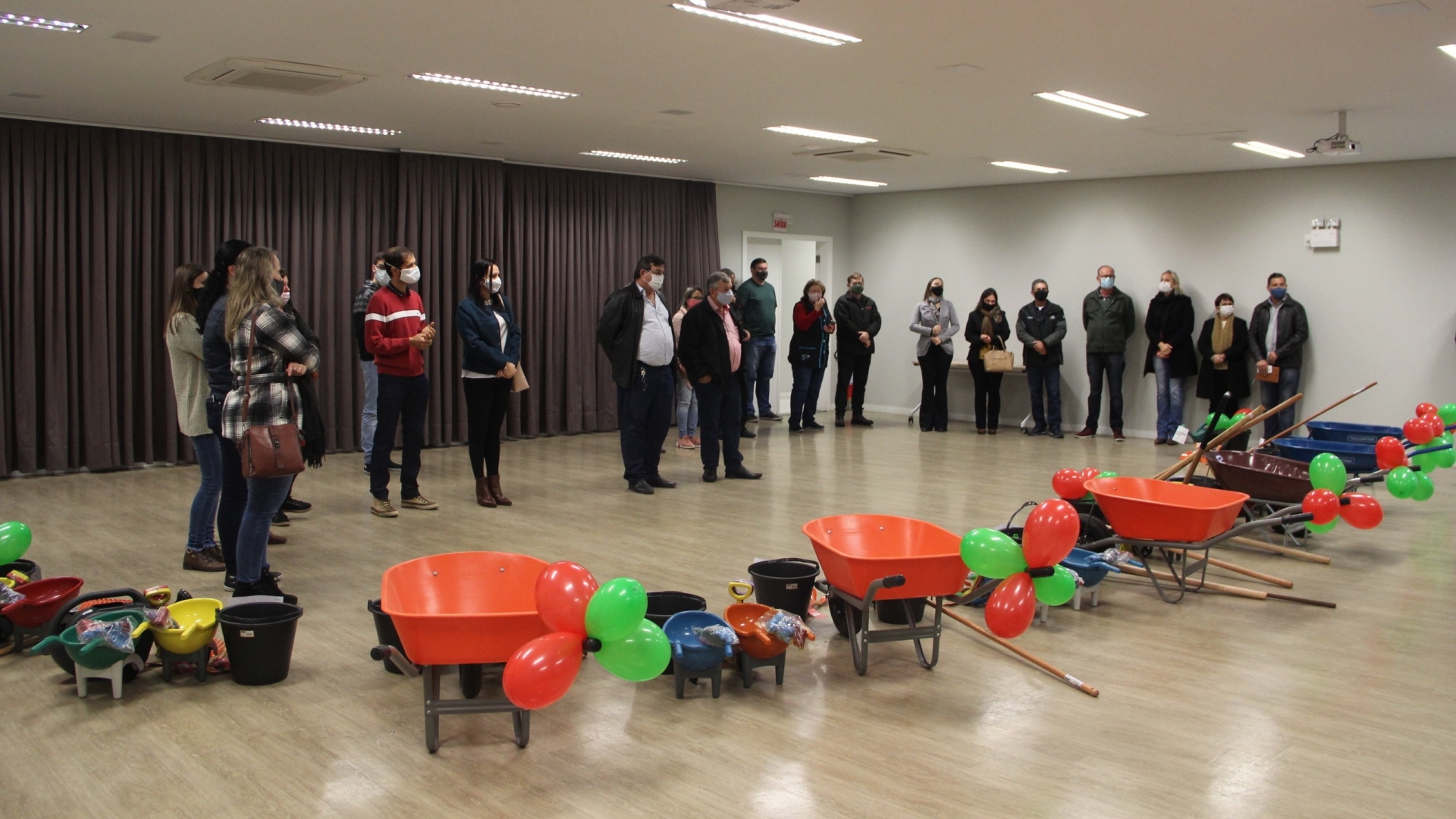 Entidades de Massaranduba recebem doações resultantes do Dia de Cooperar