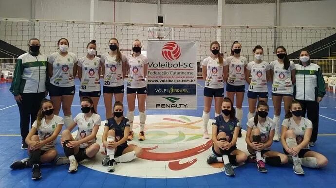 Voleibol Sub-18 começa bem o Estadual feminino em Jaraguá do Sul