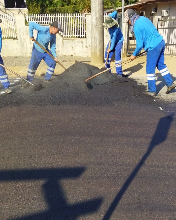 Melhorias no acesso à Ponte Baixa em Corupá estão sendo finalizadas