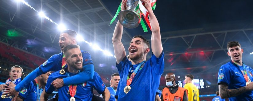 Itália derruba Inglaterra nos pênaltis e conquista Eurocopa após 53 anos